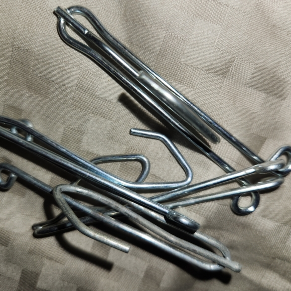 2 drapes panels 3x6 each with hooks - Picture 2 of 4